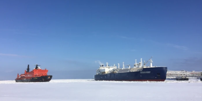 روسيا توجه ناقلات نفط عبر القطب الشمالي لأول مرة للالتفاف على العقوبات